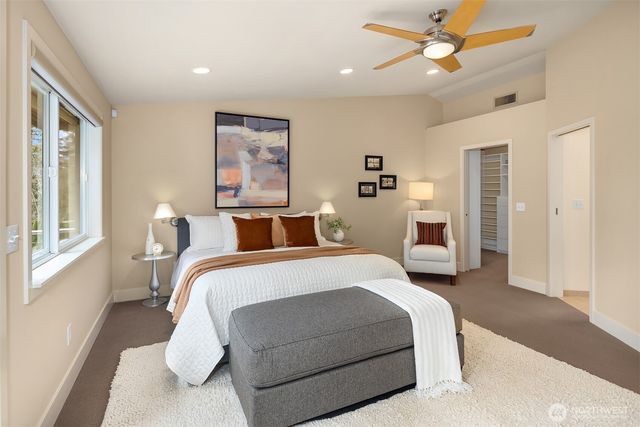 25137 SE Mirrormont Place, Issaquah, WA 98027