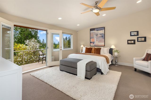 25137 SE Mirrormont Place, Issaquah, WA 98027