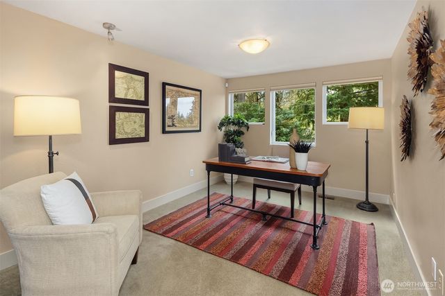 25137 SE Mirrormont Place, Issaquah, WA 98027