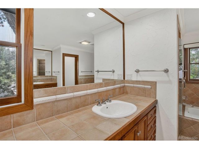 4600 S University Blvd, Englewood, CO 80113