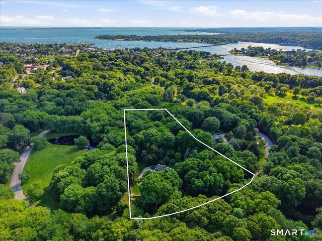 88 Tipping Rock Road, Stonington, CT 06378