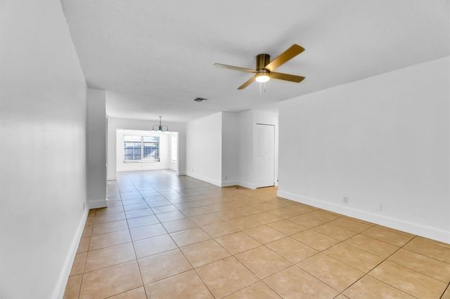 180 SW 78th Ave, Margate, FL 33068