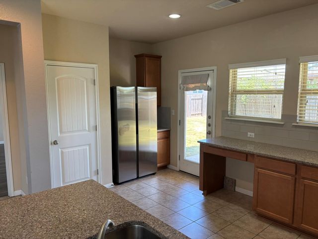 8113 Rosano ST, Round Rock, TX 78665