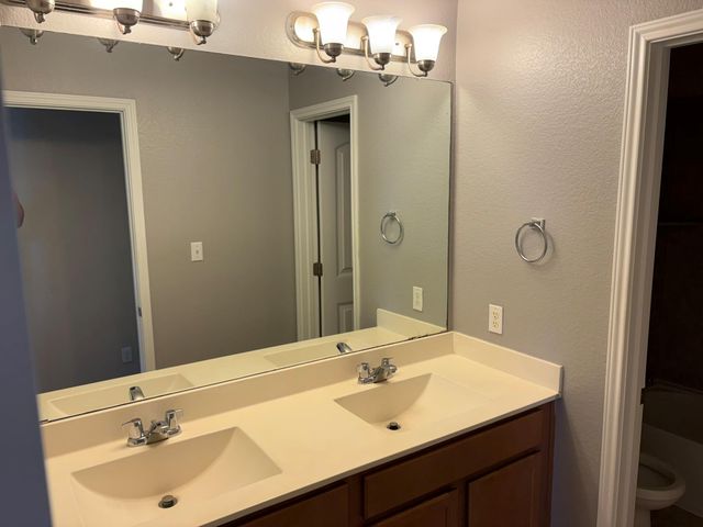 8113 Rosano ST, Round Rock, TX 78665