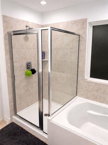 4983 Edgewood Drive, Arcola, TX 77545