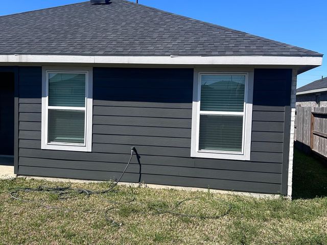 4983 Edgewood Drive, Arcola, TX 77545