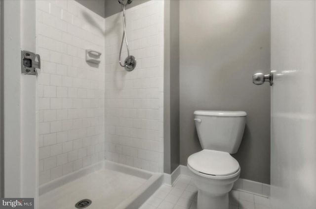 6168 FOREST CREEK CT, Springfield, VA 22152