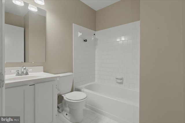 6168 FOREST CREEK CT, Springfield, VA 22152