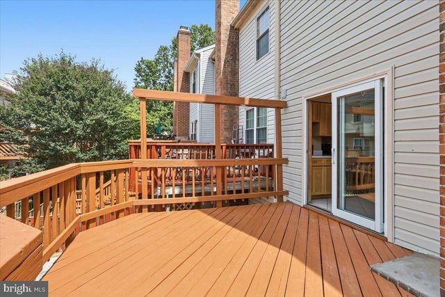6168 FOREST CREEK CT, Springfield, VA 22152