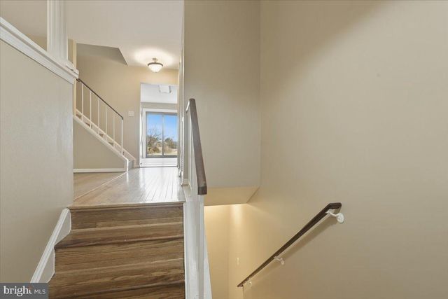 6168 FOREST CREEK CT, Springfield, VA 22152