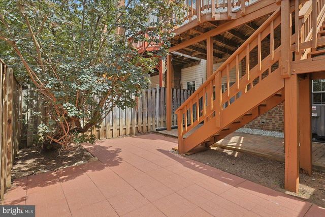 6168 FOREST CREEK CT, Springfield, VA 22152