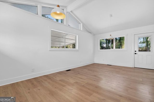 301 Crestview Drive, Eatonton, GA 31024