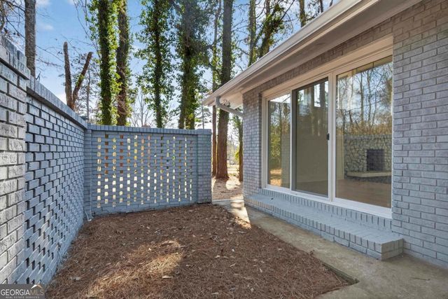 301 Crestview Drive, Eatonton, GA 31024