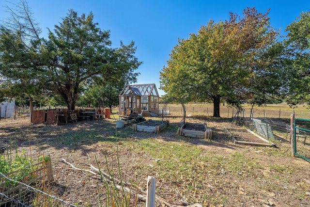 1696 County Road 222, Gainesville, TX 76240