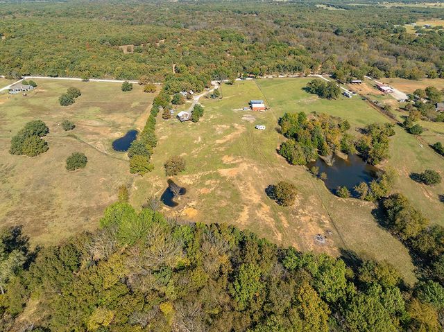 1696 County Road 222, Gainesville, TX 76240