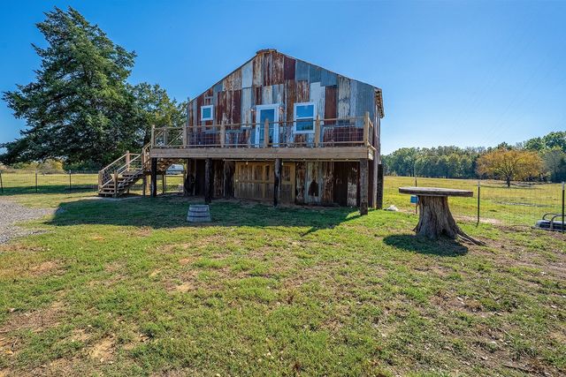 1696 County Road 222, Gainesville, TX 76240