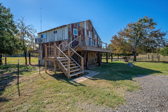 1696 County Road 222, Gainesville, TX 76240