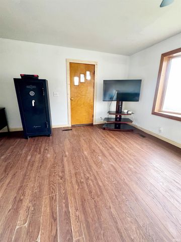 116 E Willow Street, Butler, IN 46721