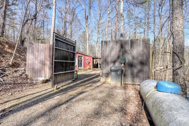 29 34th Street, Ellijay, GA 30540