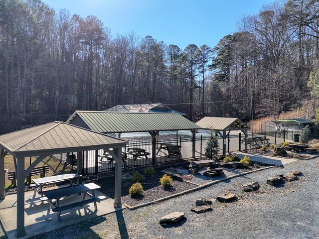 29 34th Street, Ellijay, GA 30540