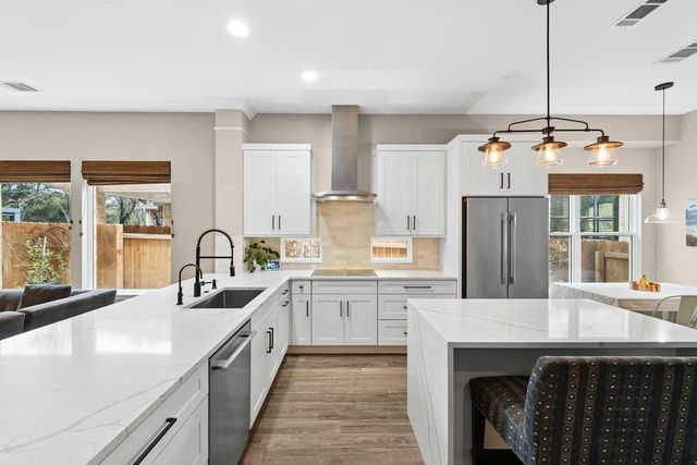 320 El Socorro, Austin, TX 78732