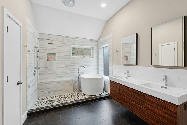 320 El Socorro, Austin, TX 78732