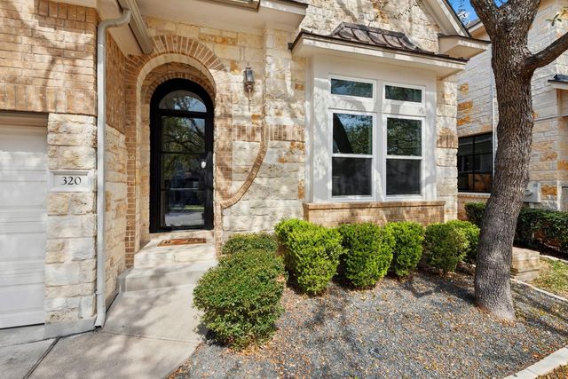 320 El Socorro, Austin, TX 78732