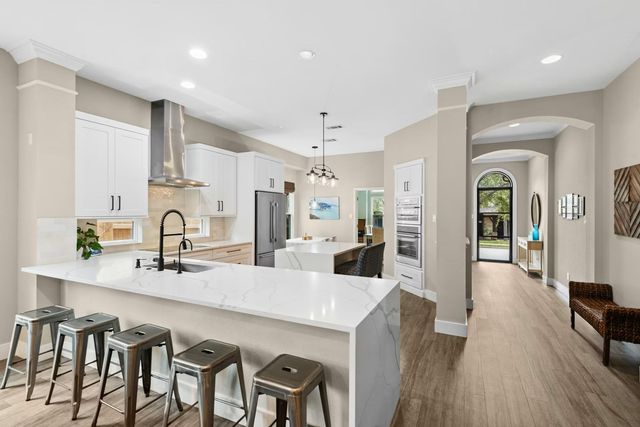 320 El Socorro, Austin, TX 78732