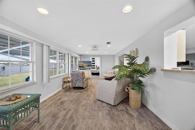 226 SPRING LAKE BOULEVARD NW, Port Charlotte, FL 33952