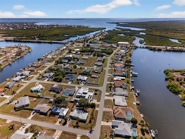 226 SPRING LAKE BOULEVARD NW, Port Charlotte, FL 33952