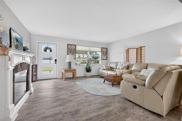 226 SPRING LAKE BOULEVARD NW, Port Charlotte, FL 33952