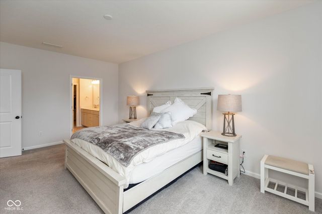 862 Stone Trace Court, Avon, IN 46123