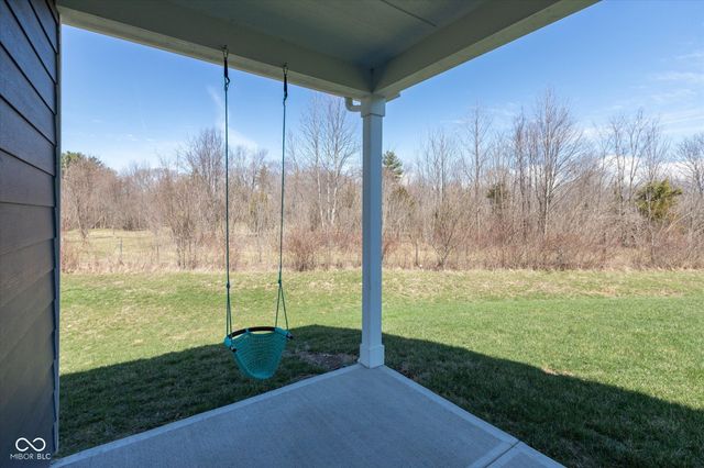 862 Stone Trace Court, Avon, IN 46123