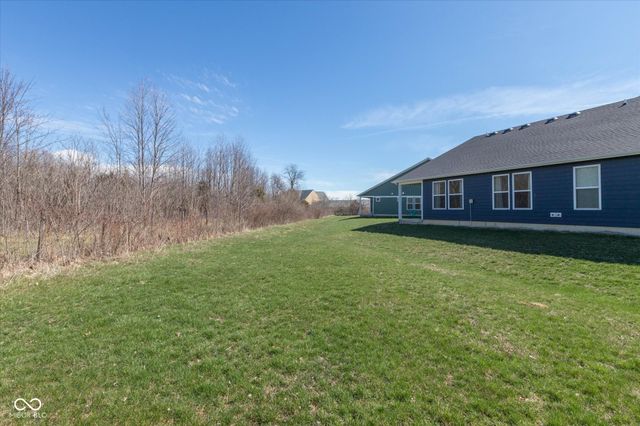 862 Stone Trace Court, Avon, IN 46123