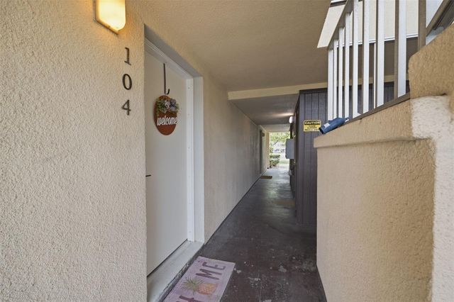 5242 OPAL LANE 104, New Port Richey, FL 34652