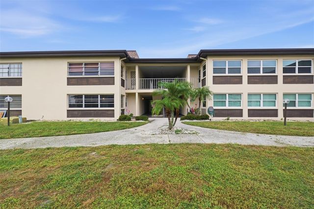 5242 OPAL LANE 104, New Port Richey, FL 34652