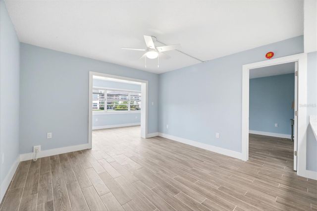 5242 OPAL LANE 104, New Port Richey, FL 34652