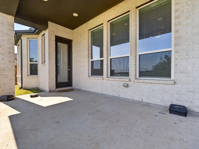 422 Firecrest Lane, Celina, TX 75009