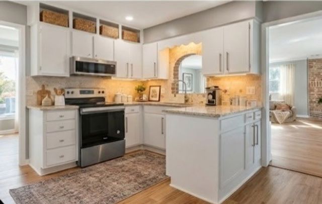 5144 Roxborough Dr, Hermitage, TN 37076