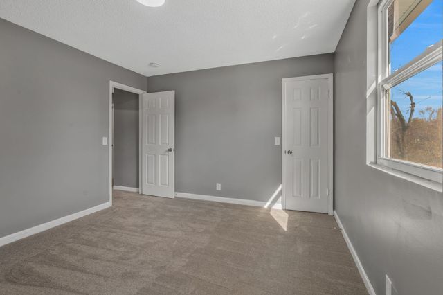 5144 Roxborough Dr, Hermitage, TN 37076