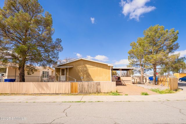 1440 Branding iron Circle, Las Cruces, NM 88005