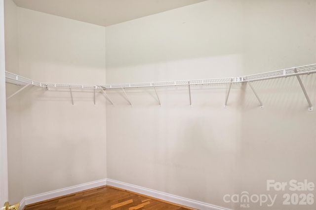 2015 Woodburn Terrace, Matthews, NC 28105