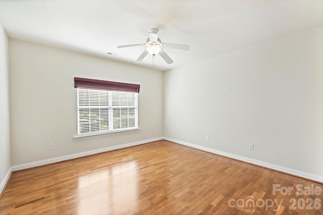 2015 Woodburn Terrace, Matthews, NC 28105