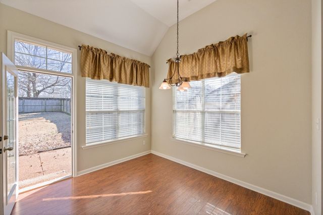 1830 SPEYBURN CV, Cordova, TN 38016