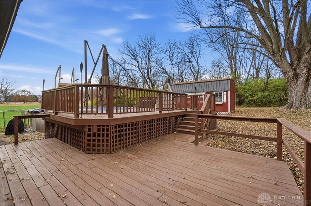 2113 Hilltop Road, Xenia, OH 45385