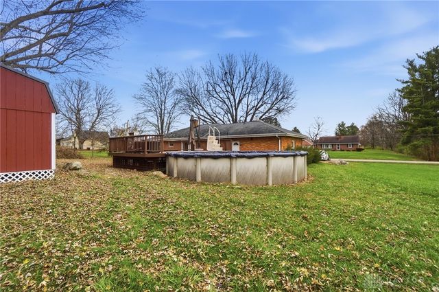 2113 Hilltop Road, Xenia, OH 45385