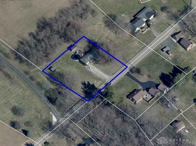 2113 Hilltop Road, Xenia, OH 45385