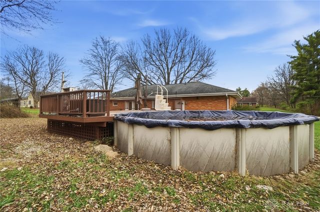 2113 Hilltop Road, Xenia, OH 45385