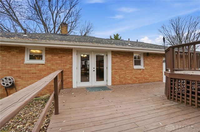 2113 Hilltop Road, Xenia, OH 45385