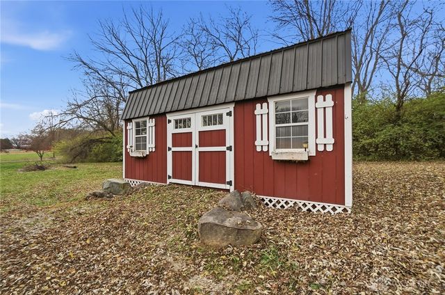 2113 Hilltop Road, Xenia, OH 45385